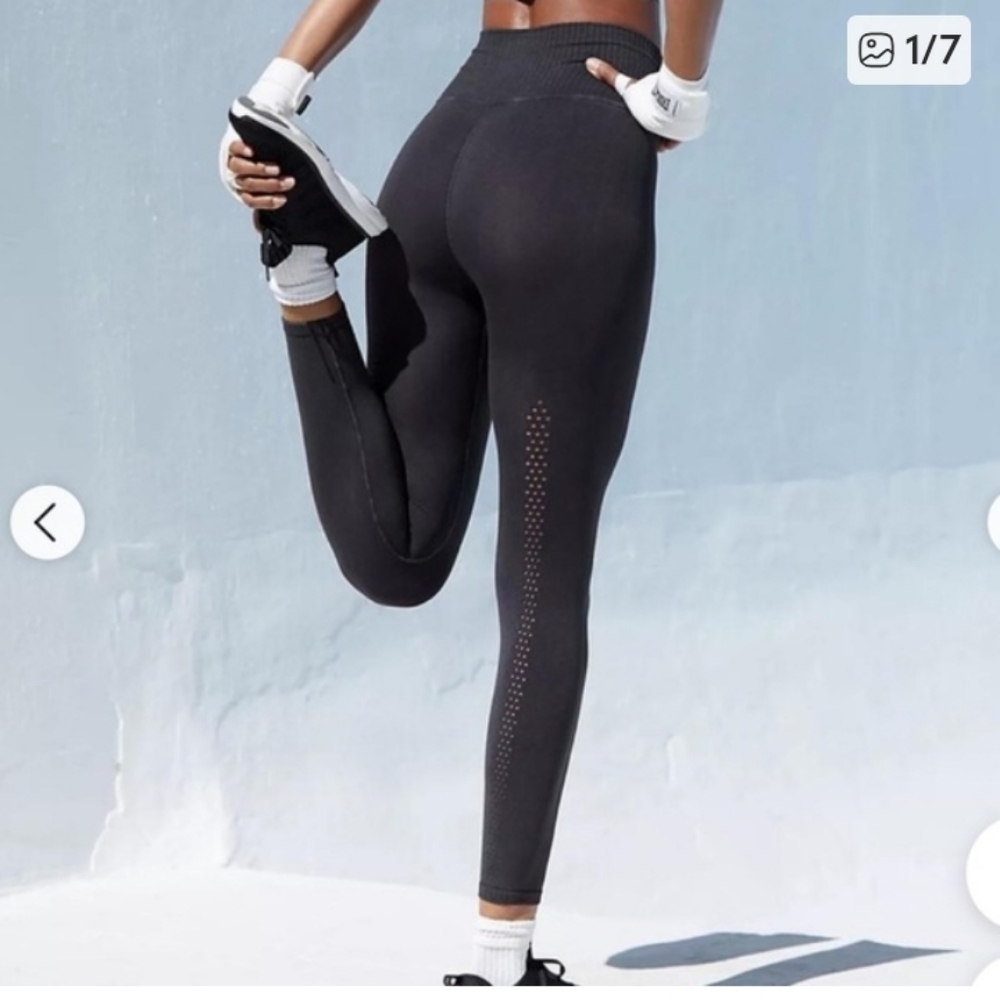 Free People Movement Black High Waist Cut Out Leggings Size XS/S NWOT